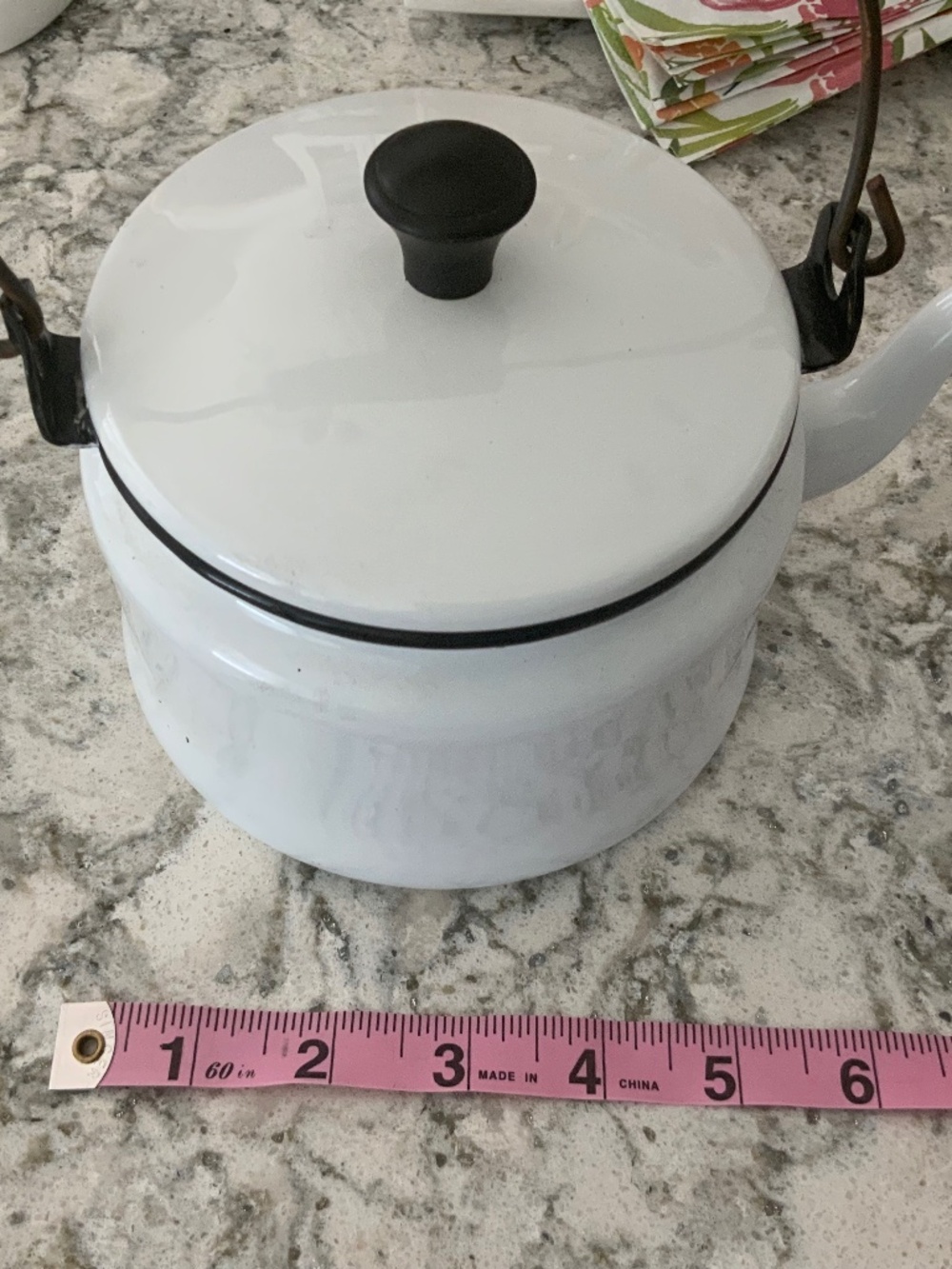 Vintage White Enamelware Tea Kettle – Farmhouse Cottage Kitchen